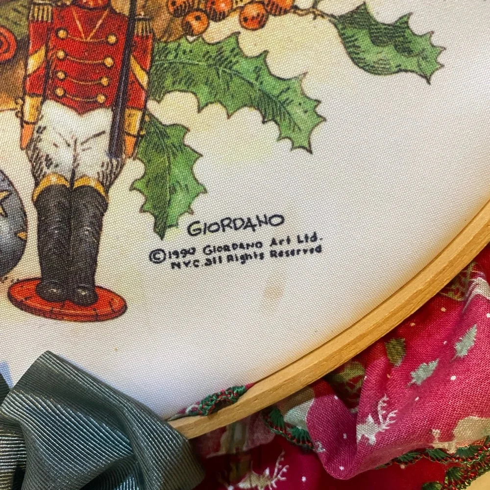 Santa Claus Holiday Decorative Cushion‎